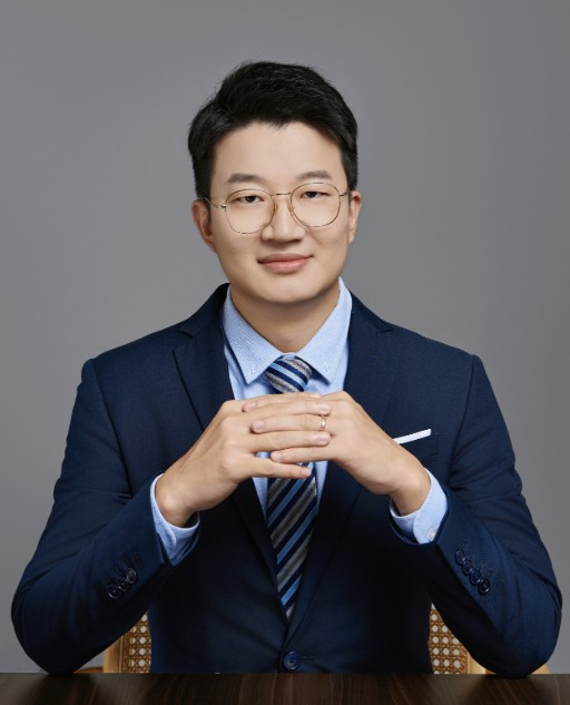 Dr. Yi Louis LIU